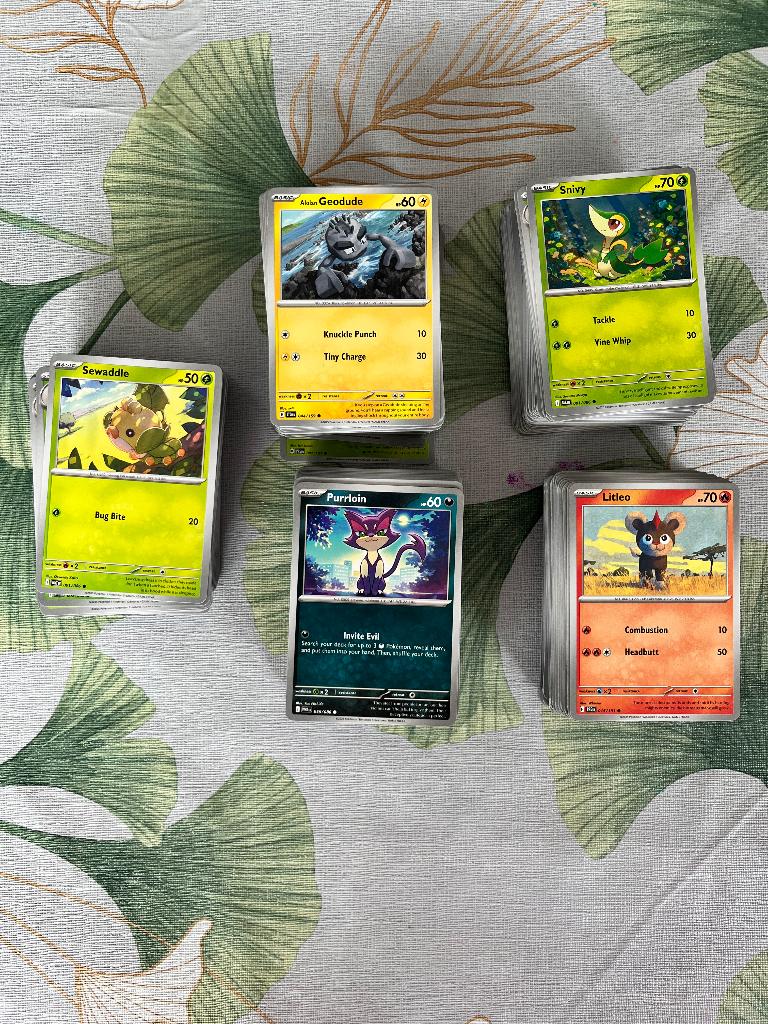 100 verschillende Pokémon kaarten + 1 ex naar keuze, Hobby en Vrije tijd, Verzamelkaartspellen | Pokémon, Ophalen of Verzenden