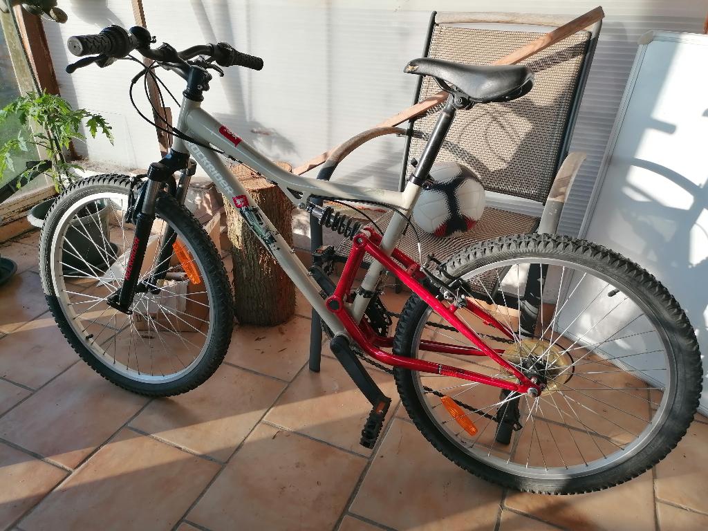 vélo  enfant ado, Ophalen, 20 inch of meer, Velgrem, Zo goed als nieuw