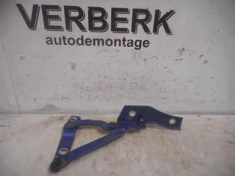 SCHARNIER kofferklep r.a Ford StreetKa (01-2002/07-2005), Gebruikt, Henry-Ford-Straße  1
50735  Köln, DE, Ford-Werke GmbH, Kunden@ford.com