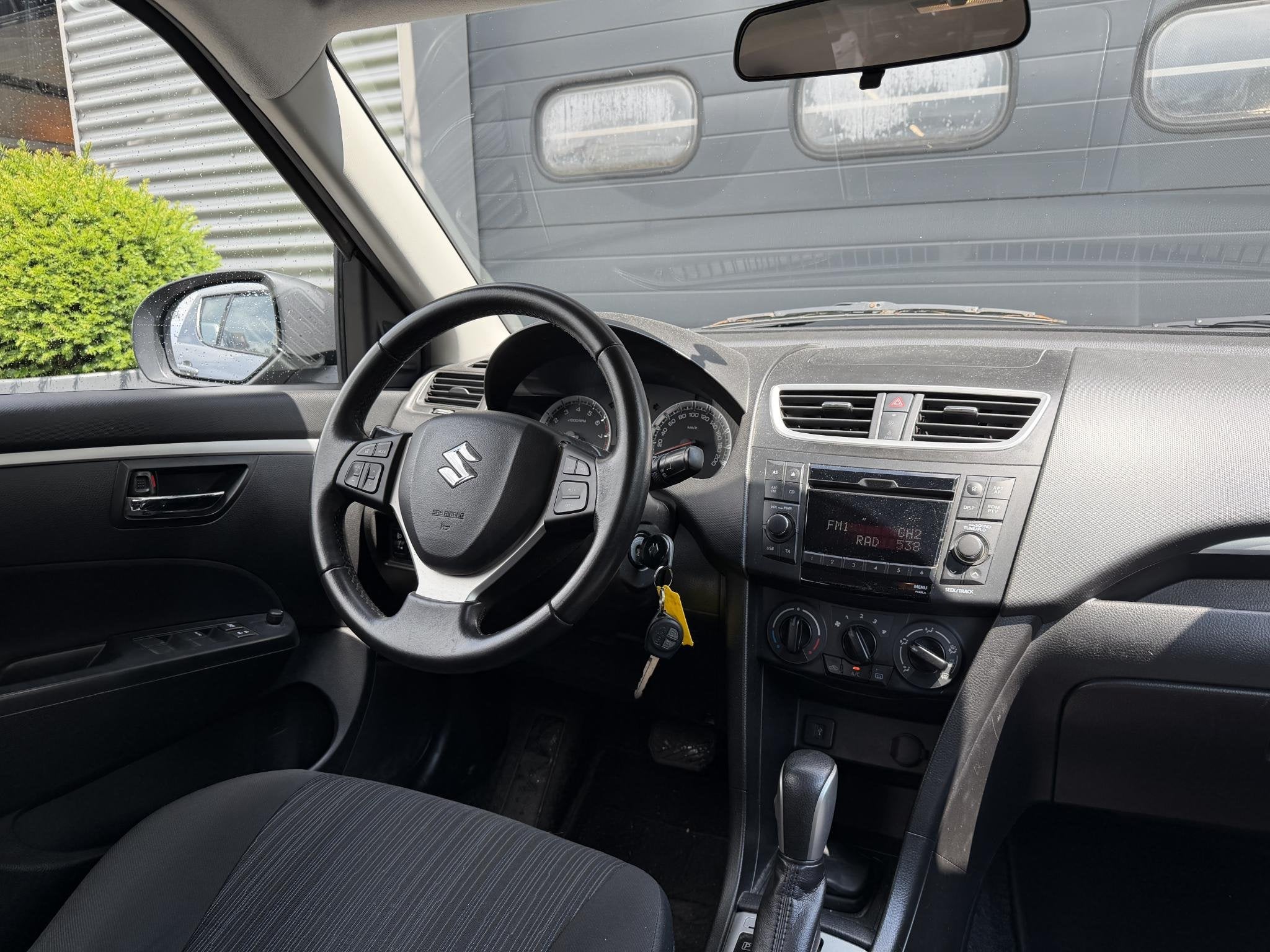 Suzuki Swift 1.2 Exclusive | Airco | Lichtmetalen Velgen | C, Auto's, Suzuki, Euro 5, Stof, Gebruikt, 4 cilinders