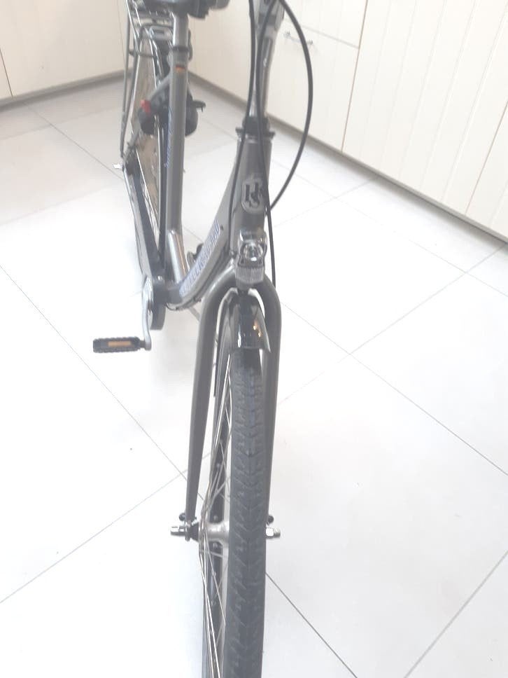 Mooie damesfiets..28inch..7versnellingen, Versnellingen, Zo goed als nieuw, Trommelrem, Ophalen