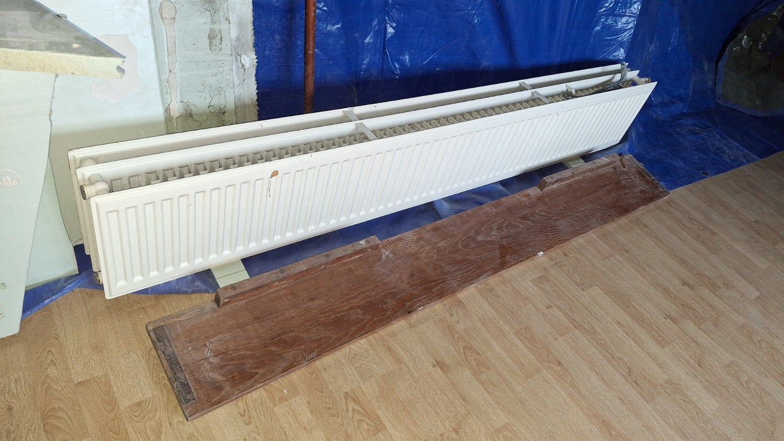 Radiator type 33 200x30 cm, Bricolage & Construction, Volets, Enlèvement