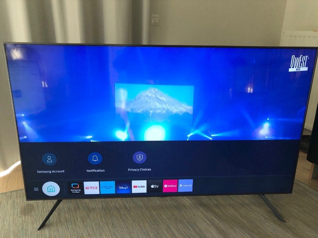 82 inch QLED Samsung 4K 120 Hz smart tv !, QLED, 120 Hz, Enlèvement, Utilisé
