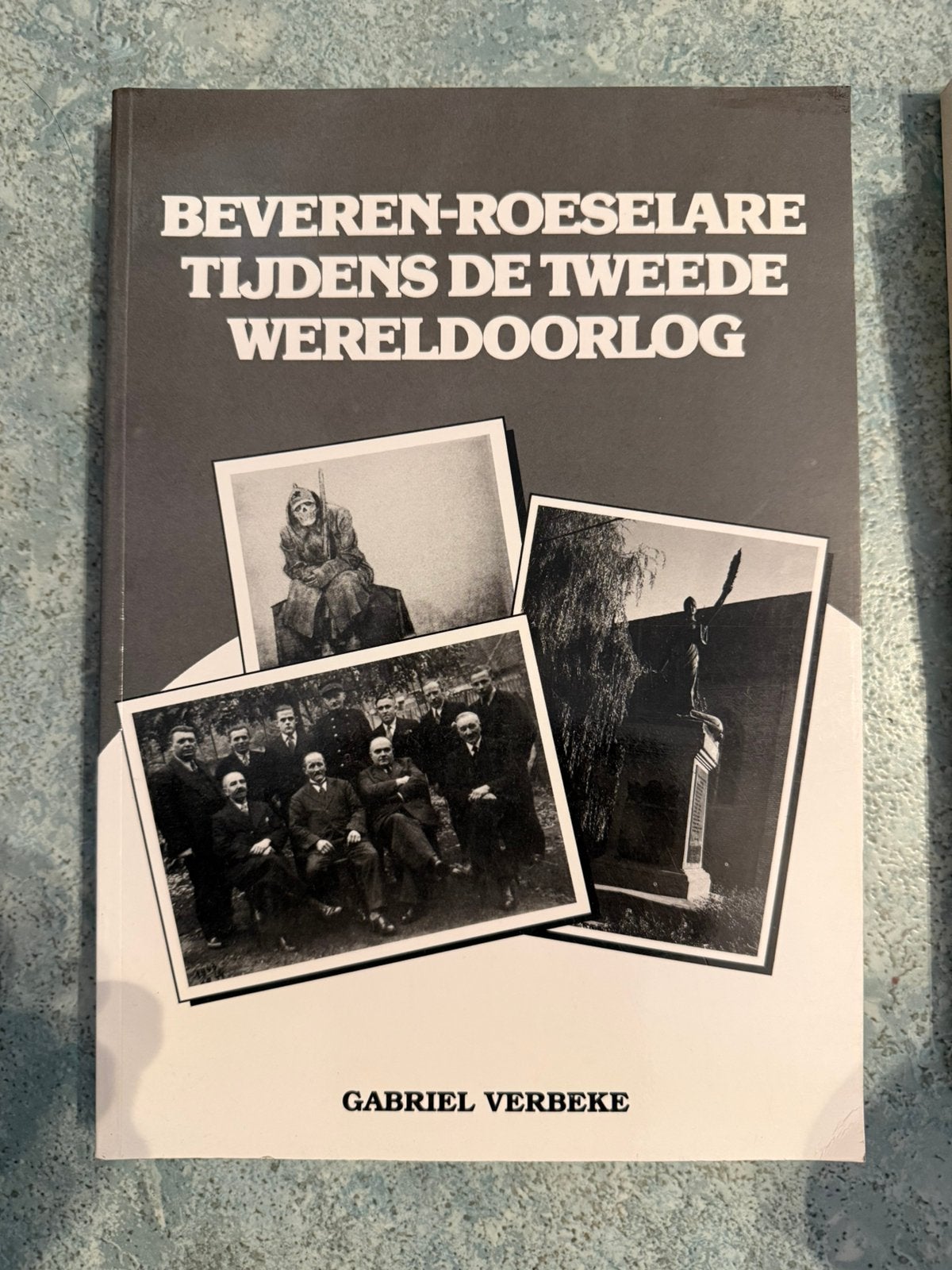 Beveren roeselare gedurende de tweede wereldoorlog, Boeken, Oorlog en Militair, Ophalen of Verzenden, Tweede Wereldoorlog, Zo goed als nieuw