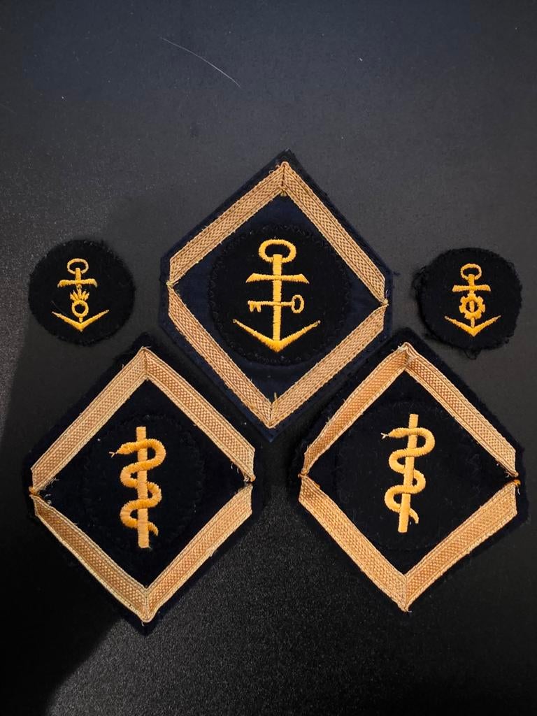 Diverse Bundesmarine arm emblemen te koop, Ophalen of Verzenden