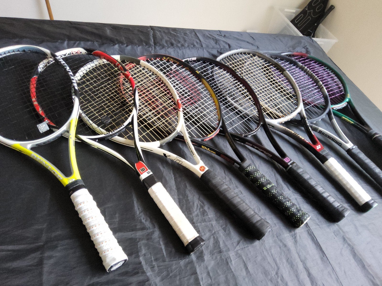 verschillende tennisrackets, Ophalen