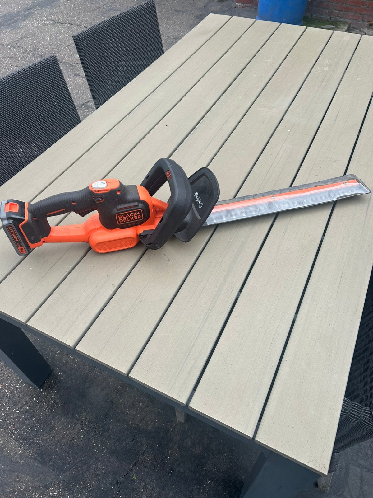 Snoeischaar batterij Black And Decker, Ophalen, Zo goed als nieuw