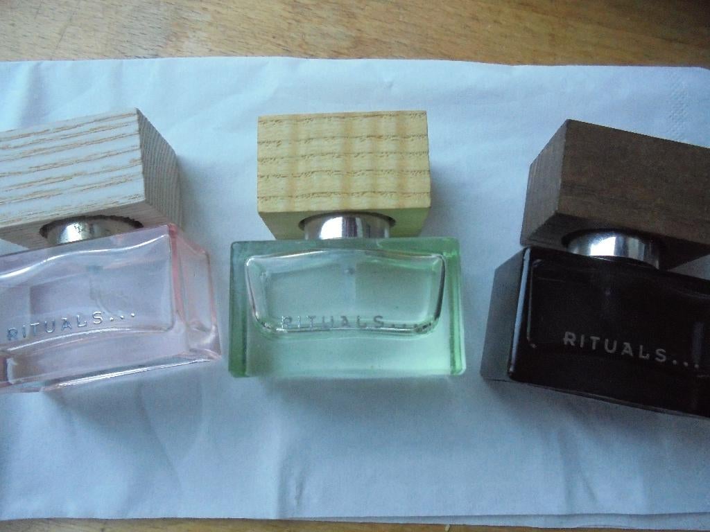 3 mini flacons de parfum RITUALS 10 ml, Enlèvement ou Envoi, Utilisé