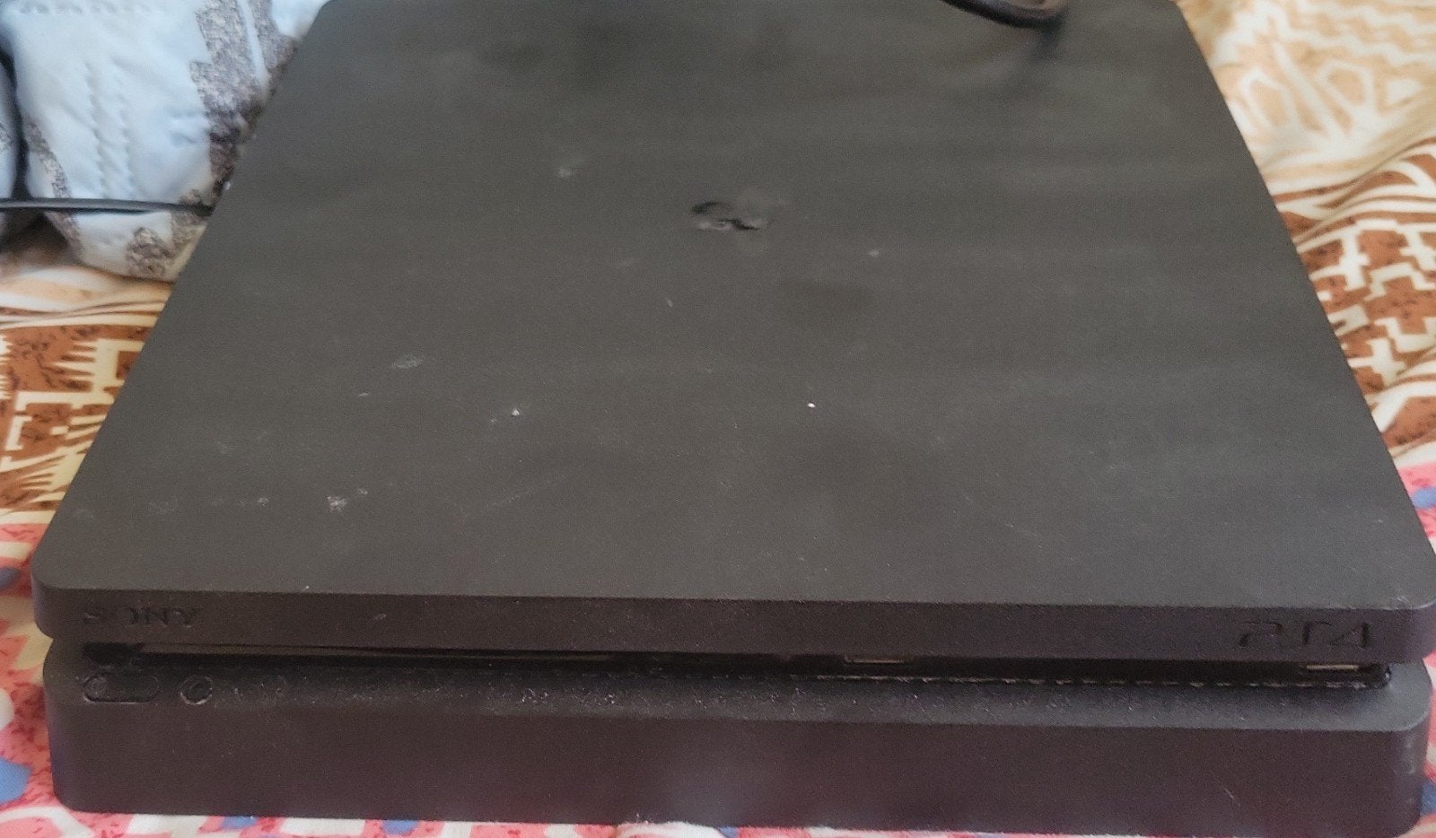 Playstation 4 slim  met kabels, Games en Spelcomputers, Spelcomputers | Sony PlayStation 4, Ophalen of Verzenden, Slim