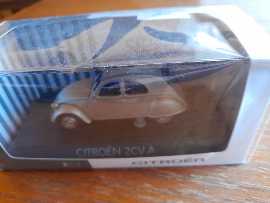 Citroen 2 CV A 1948, Hobby & Loisirs créatifs, Enlèvement, Comme neuf, Voiture, Norev