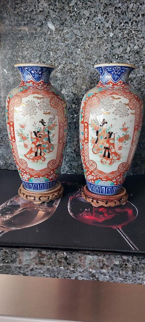 Paire de vases japonais de style Imar, Enlèvement ou Envoi