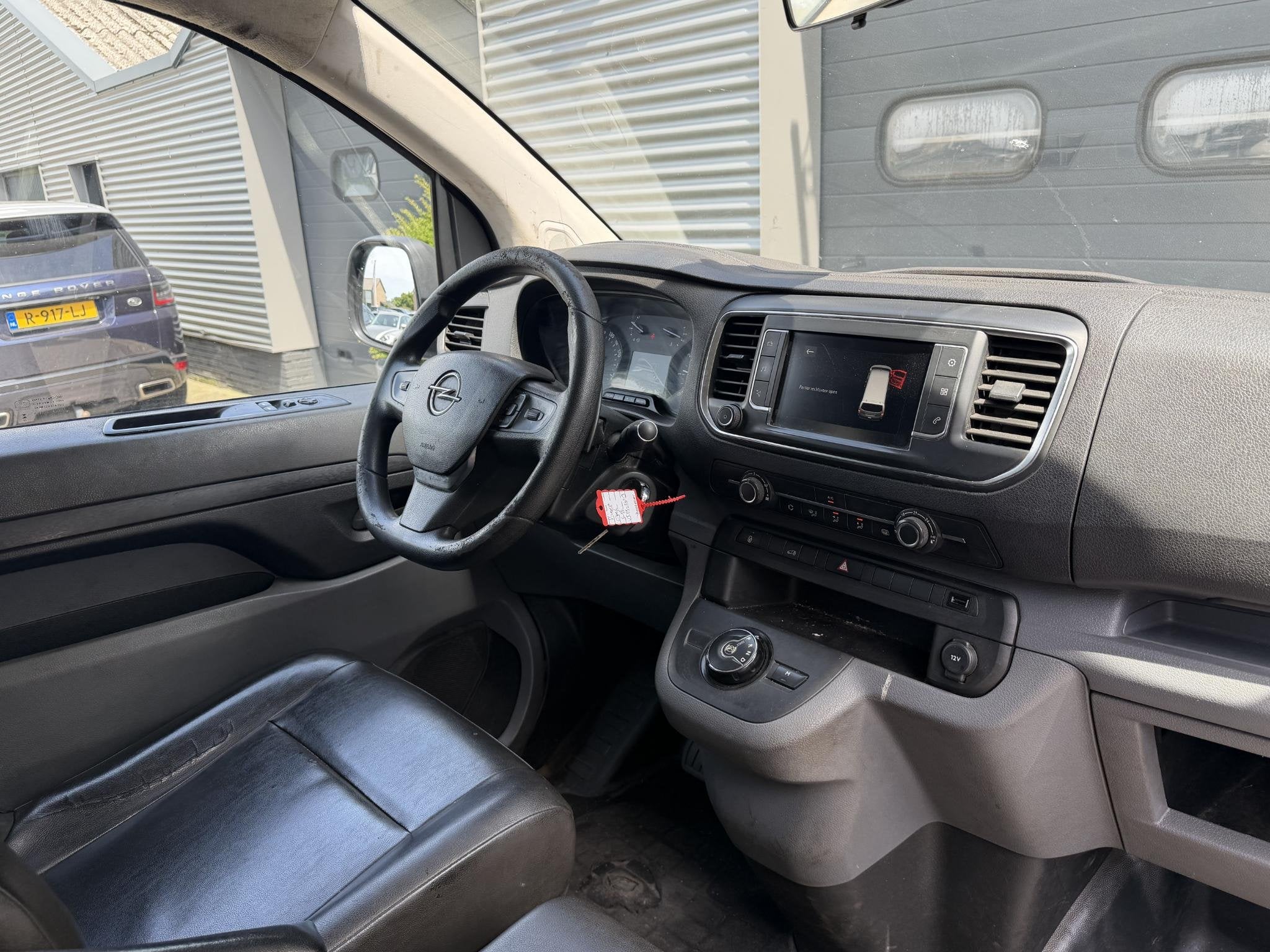 Opel Vivaro 2.0 CDTI L2H1 Edition Navigatie | Camera | DAB |, Auto's, 122 pk, Euro 6, 4 cilinders, Leder en Stof