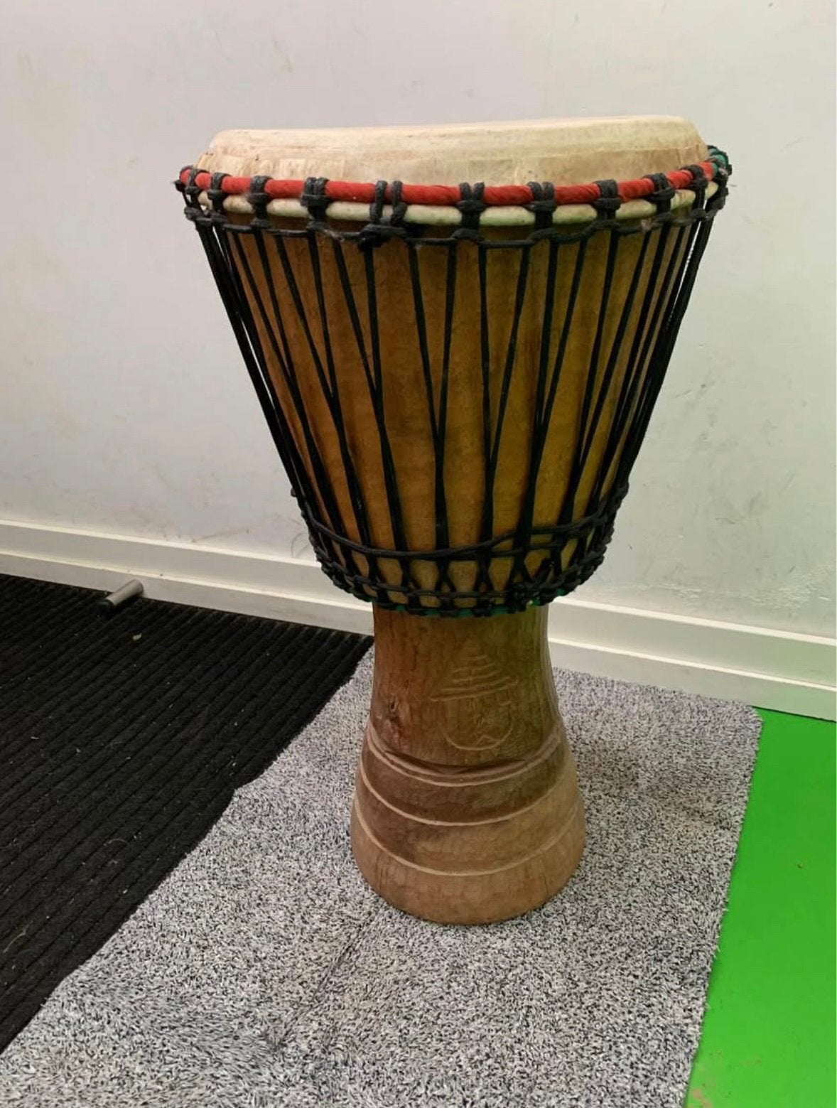 Djembe, Ophalen, Zo goed als nieuw