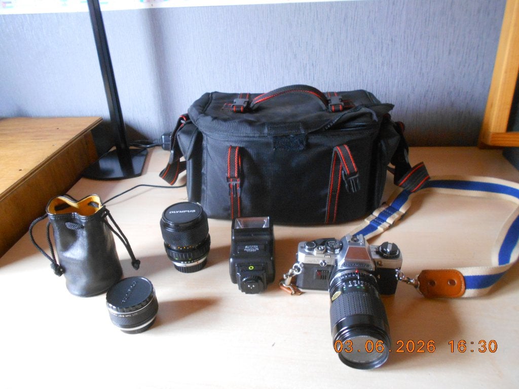 fototoestel olympus analoog met telelens in tas, Enlèvement, Utilisé, Reflex miroir, Olympus