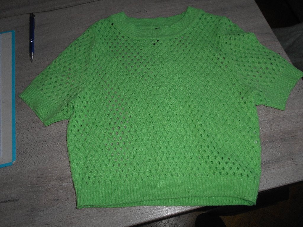 groen fluo topje met gaatjes maat xxs h&m, Kleding | Dames, Topjes, H&M, Ophalen of Verzenden, Zo goed als nieuw, Maat 34 (XS) of kleiner