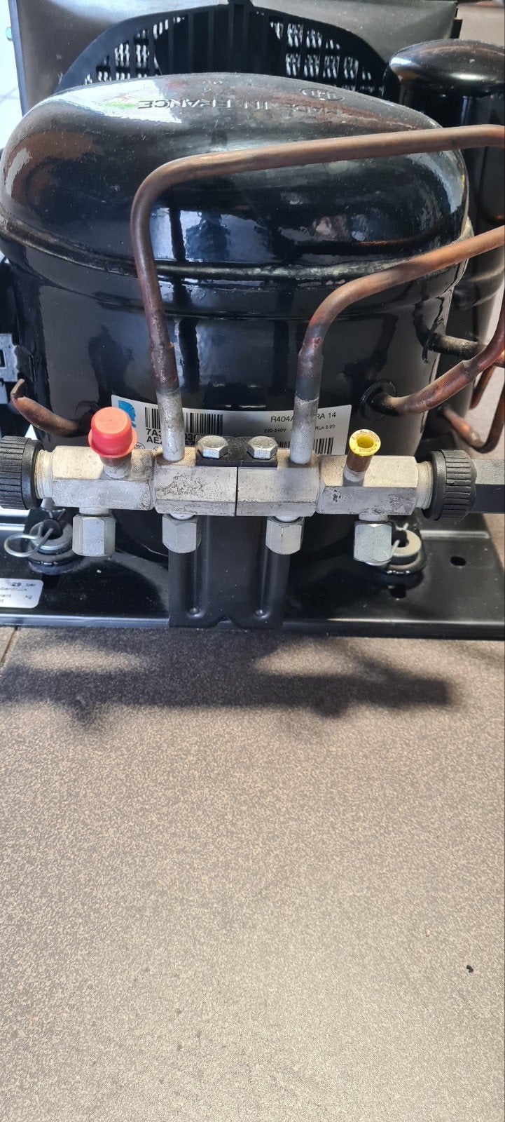 koelgroep / koelmotor / koelcel R404a, Ophalen
