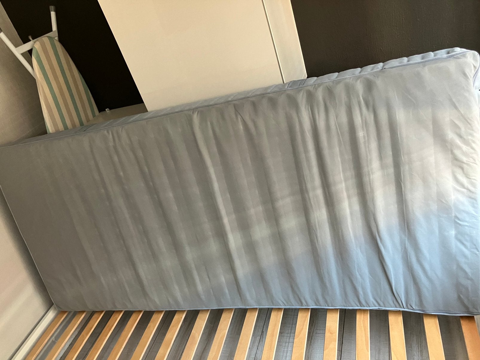 Lit et matelas 90x200, Maison & Meubles, 90 cm, Une personne, Enlèvement, Utilisé
