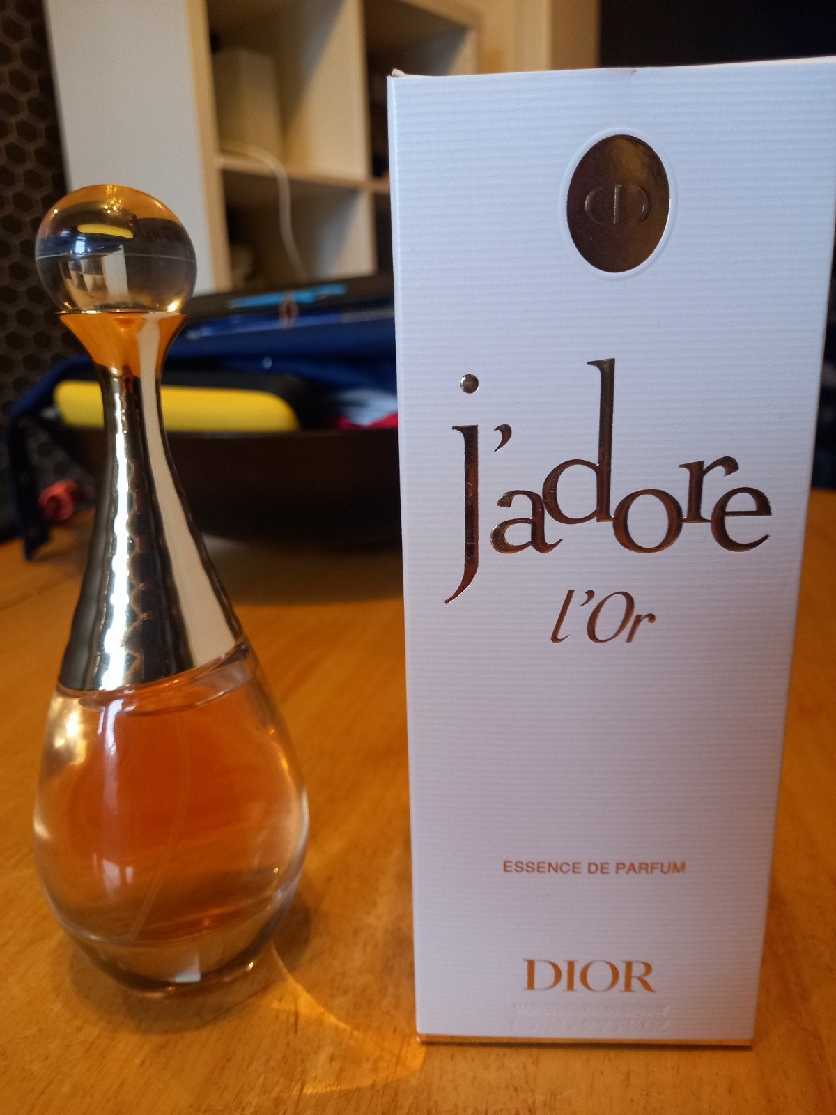 essence de parfum Dior j'adore l'or Authentique, Handtassen en Accessoires, Ophalen, Zo goed als nieuw