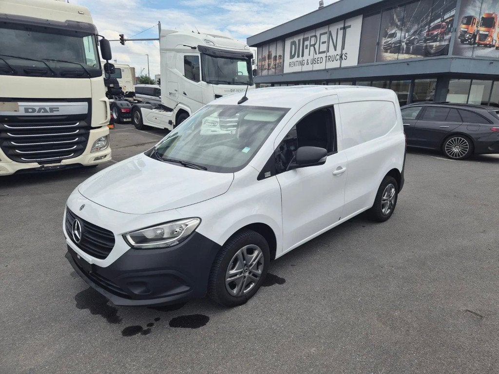 Mercedes-Benz Citan 110 CDI (bj 2024), Auto's, Bestelwagens en Lichte vracht, Gebruikt, Euro 6, Wit, Mercedes-Benz