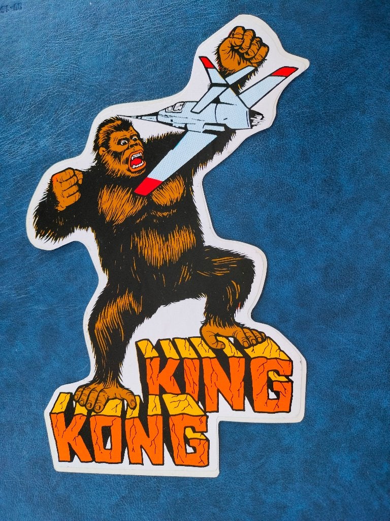 grote sticker van King Kong met gevechtsvliegtuig (1976), Ophalen of Verzenden, Nieuw, Film, Tv of Omroep