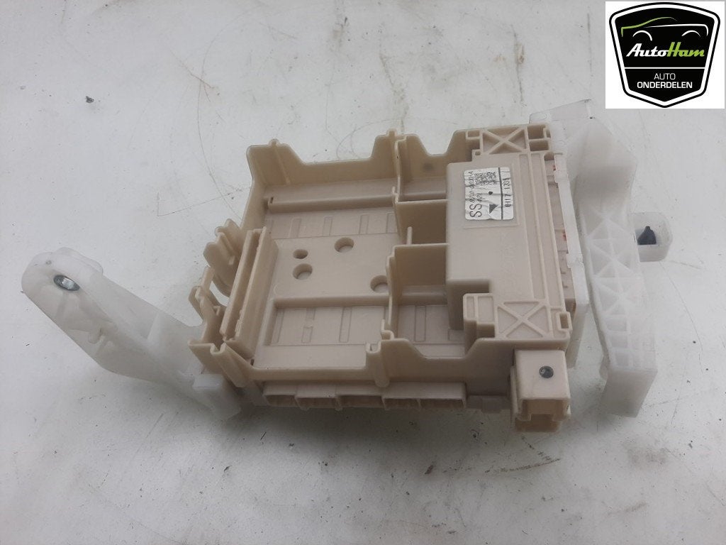 ORDINATEUR UNITE COMMANDE ELECTRONIQUE (|827300H030A|827300H, Kontakt-peugeot@peugeot.com, Utilisé, Peugeot Deutschland GmbH, Bahnhofsplatz
65423  Rüsselsheim, DE