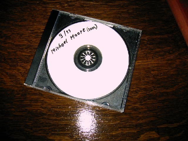 Fahrenheit 9/11 - Michael Moore - DVD, Alle leeftijden, Ophalen of Verzenden, Engels, Wetenschap of Techniek