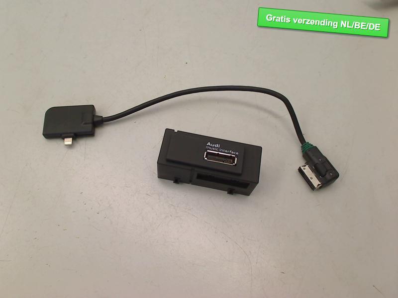 MUSIC INTERFACE Audi A3 Sportback (8VA / 8VF) (8V0035736), Gebruikt, Dhr. R. de Gouw, Audi, De Bloemendaal 21 21
5221 EB  'S HERTOGENBOSCH, NL