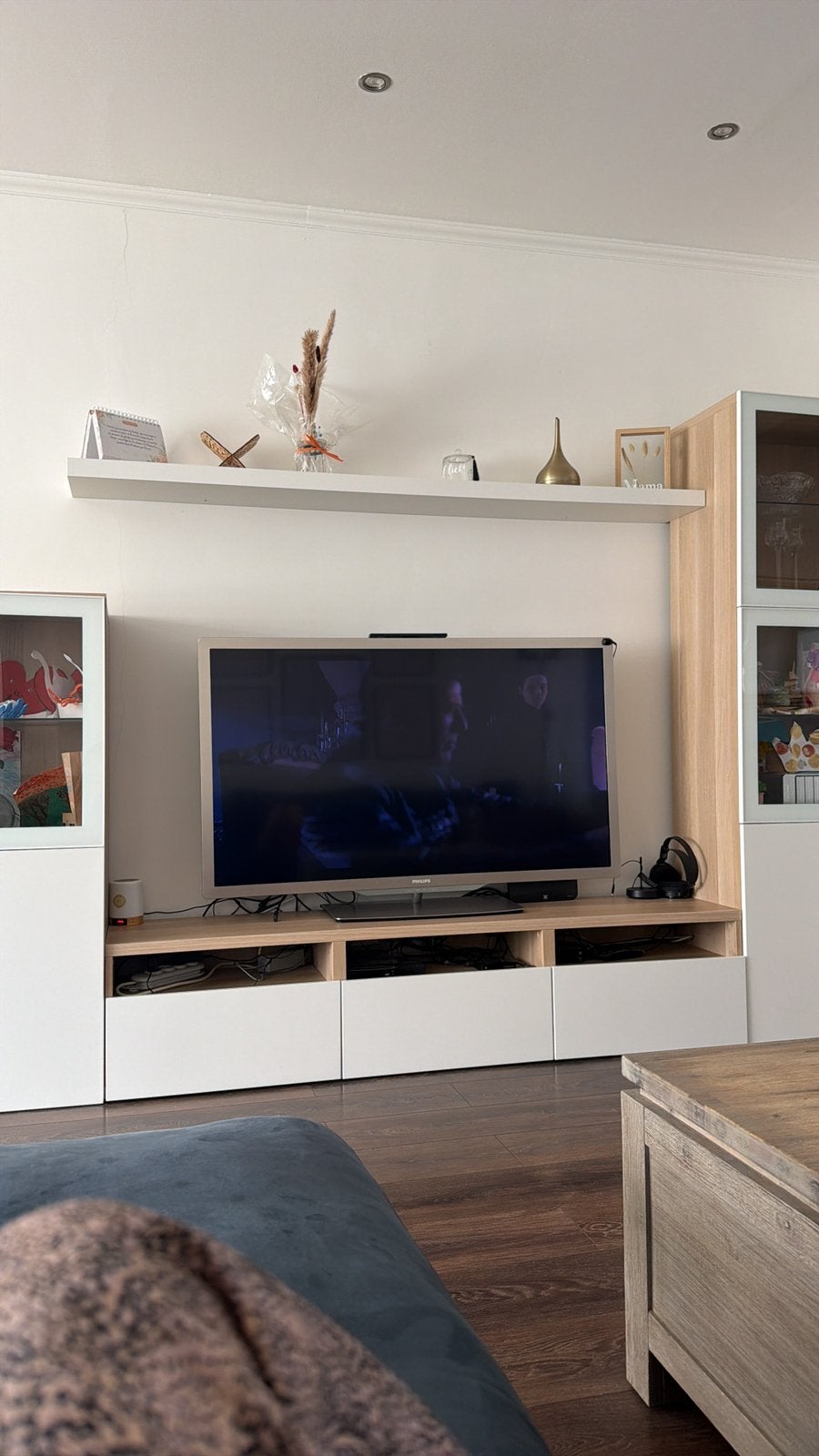 Philips TV + 3D tv-standaard, Ophalen, Zo goed als nieuw