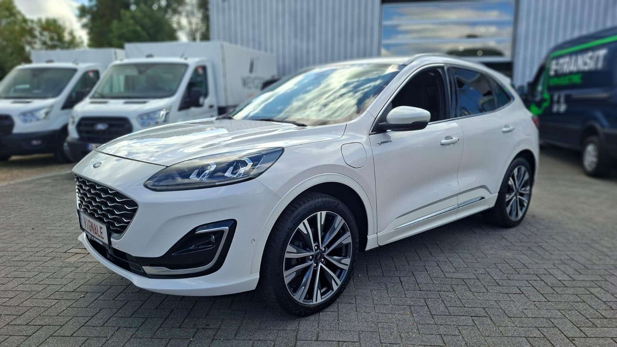 Ford Kuga Vignale PHEV / 2.5L / 225PK / 14.4kWh, Autos, Cuir, Achat, https://public.car-pass.be/vhr/8f93b3f9-3a32-4f1d-a573-a0e0a499947e