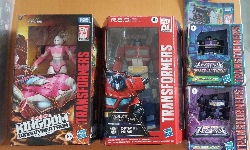 Opruiming transformers lot 3 stuks sealed, Neuf, Enlèvement ou Envoi, Autres générations, De entree, amsterdam