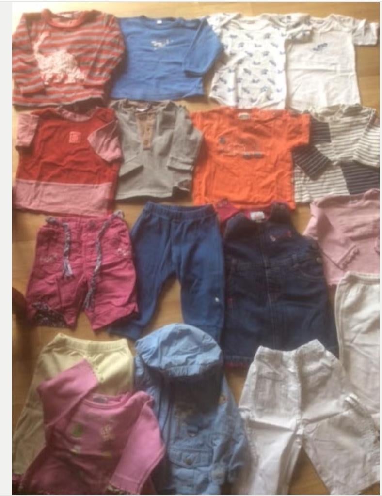 17 vêtements pour bébés taille 74, Enlèvement ou Envoi, Comme neuf, Garçon ou Fille, Costume