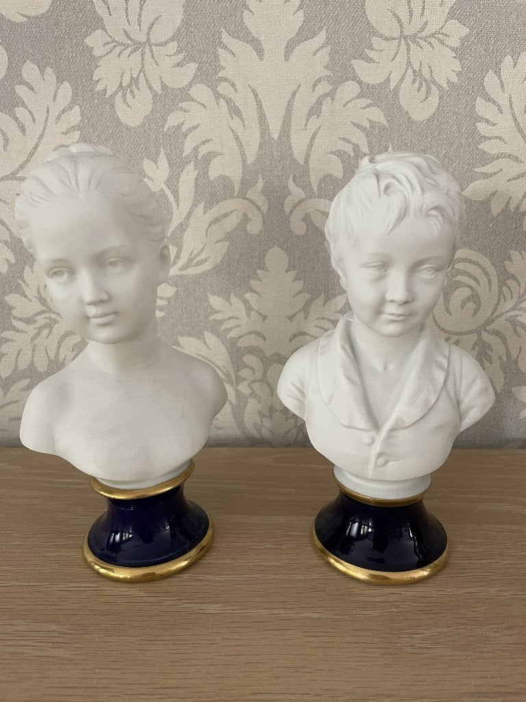 2 porselein hoofden, Ophalen