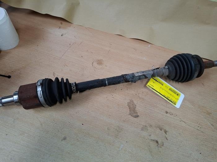 Arbre de transmission avant gauche d'un Volkswagen UP, Volkswagen, -, 3 mois de garantie, Utilisé