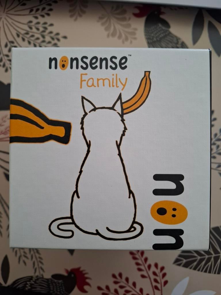 NonSense Family, Boeken, Ophalen