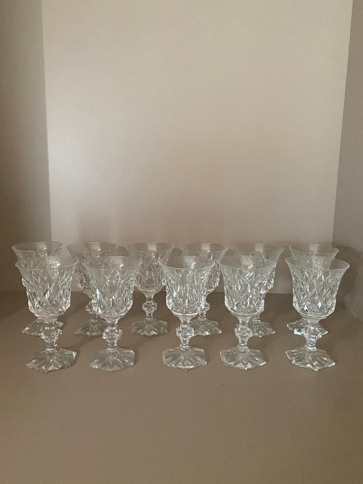 11 verres à vin en cristal Val Saint Lambert, Enlèvement