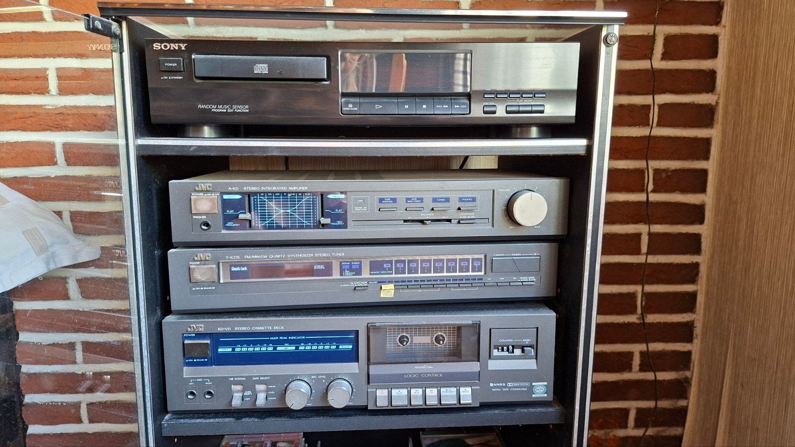 Stereo installatie, Ophalen