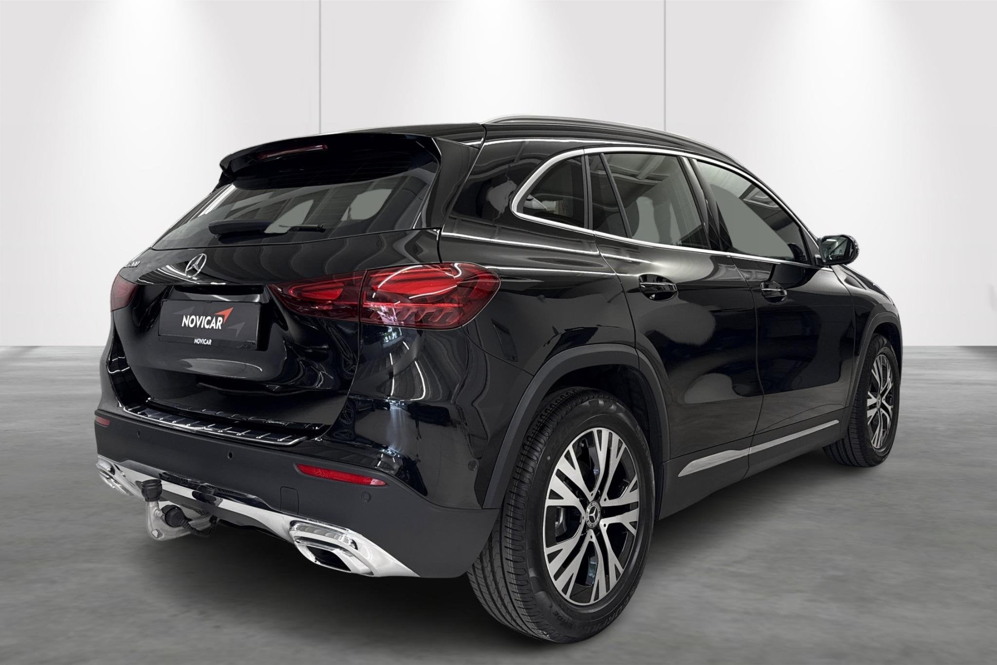 Mercedes-Benz GLA-klasse GLA 200, Auto's, Mercedes-Benz, Stof, Zwart, 4 cilinders, Zwart