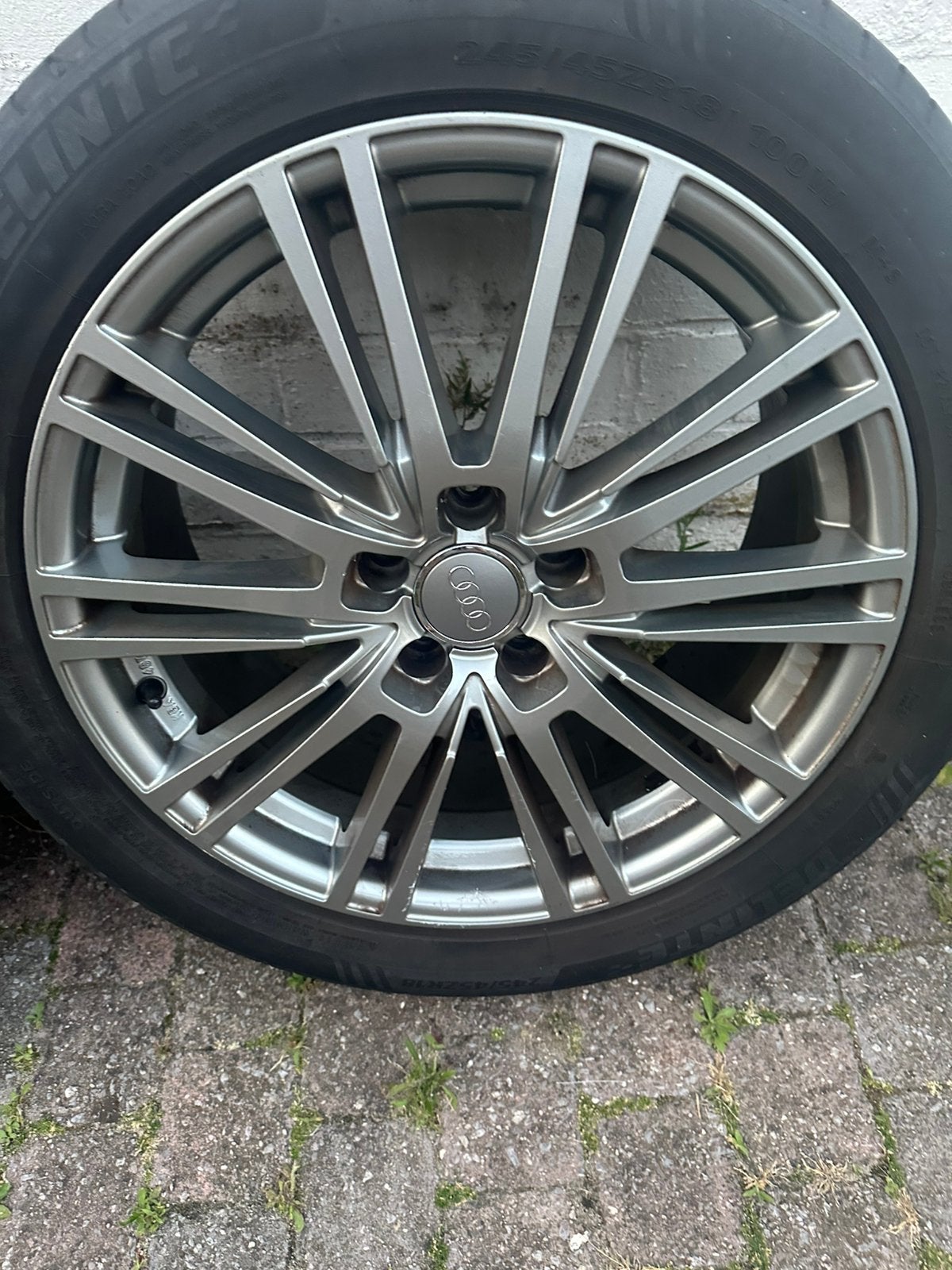 Audi 18 inch velgen, Auto-onderdelen, Ophalen, 18 inch, Velg(en)