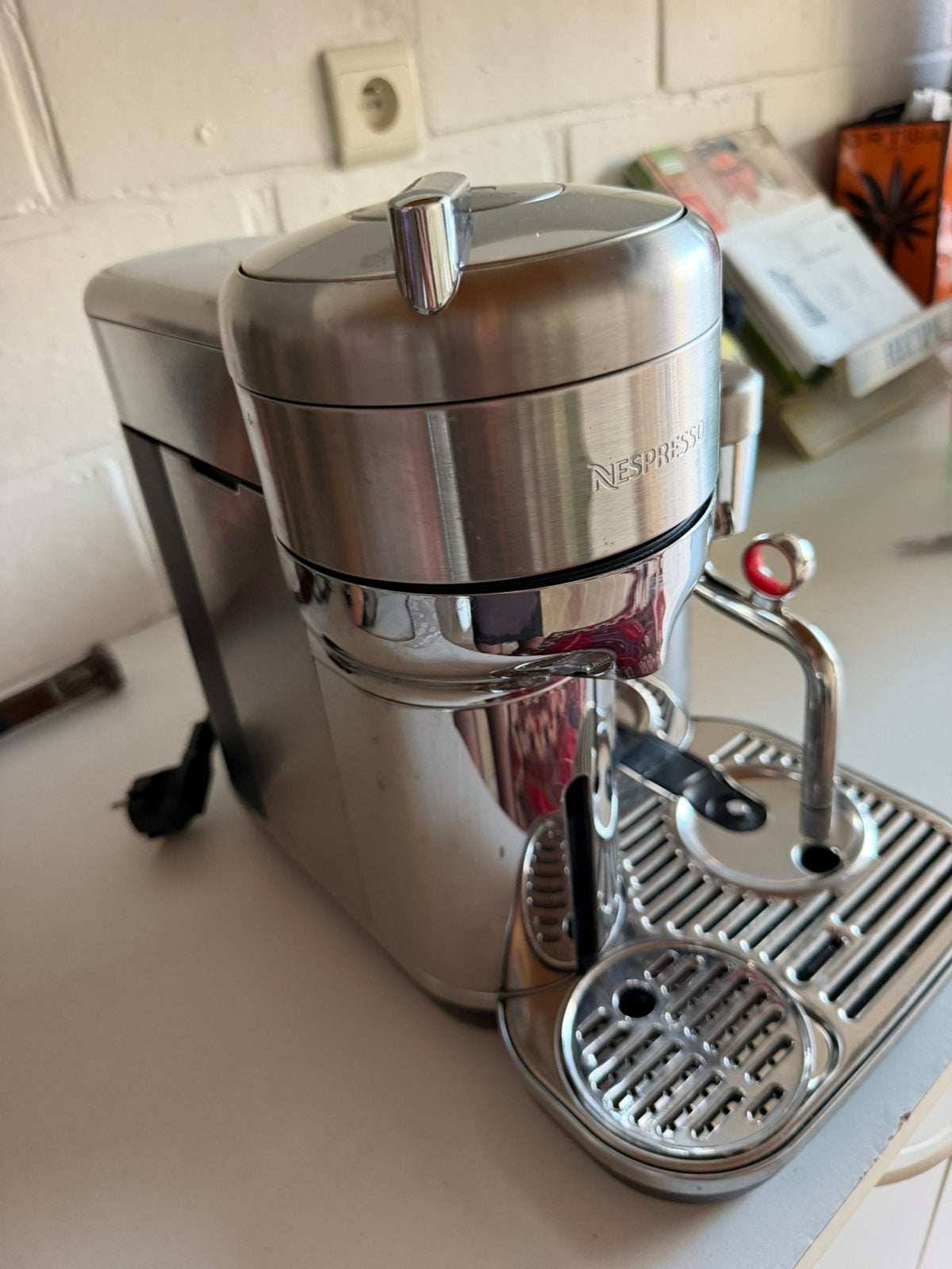 Nespresso Vertuo Creatista (Sage) – defect, voor onderdelen, Ophalen, Niet werkend