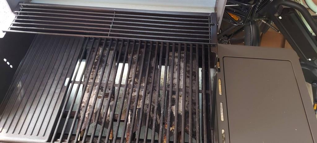 Gas bbq, Enlèvement