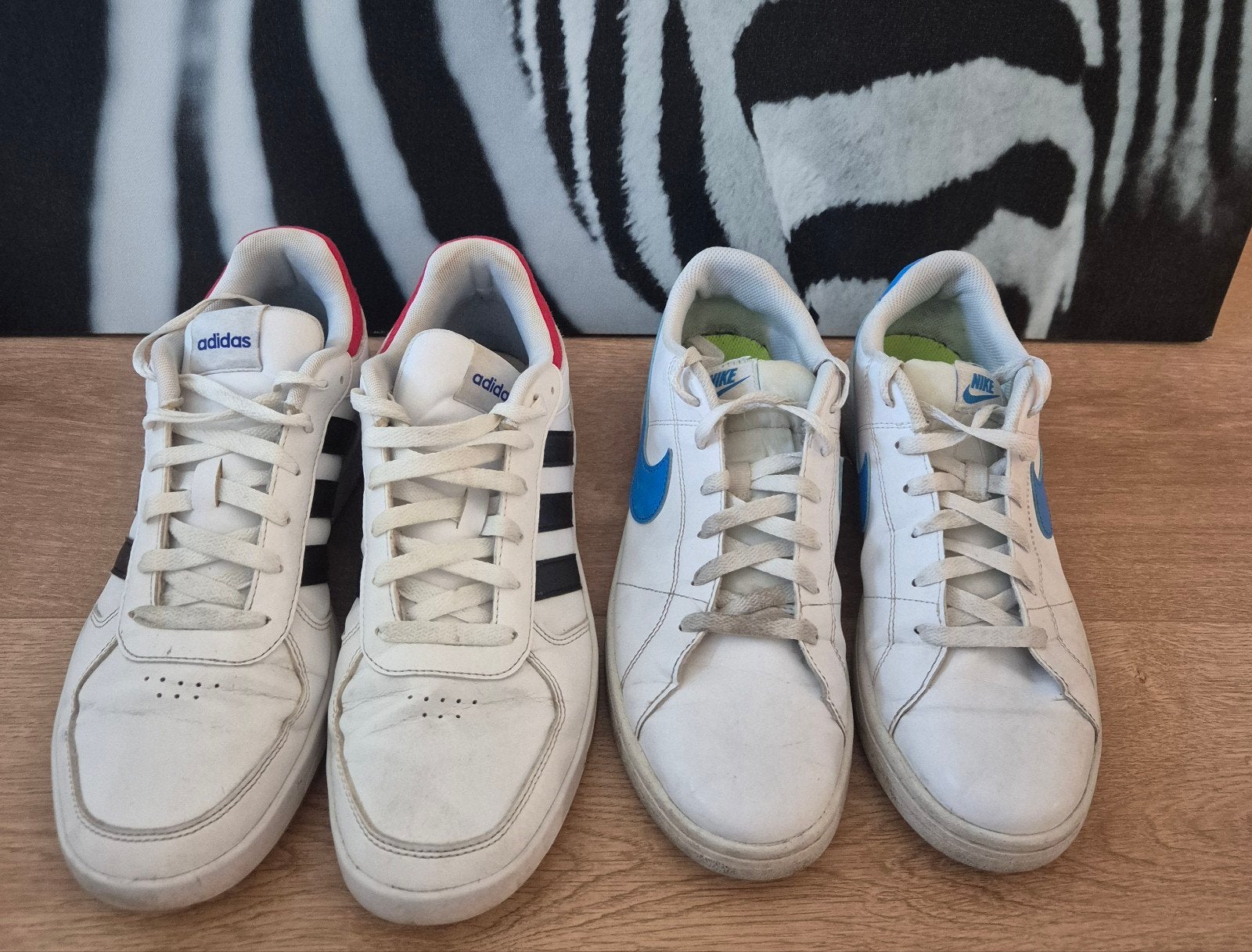 2 paar sneakers van het merk maat 43, Ophalen, Sneakers