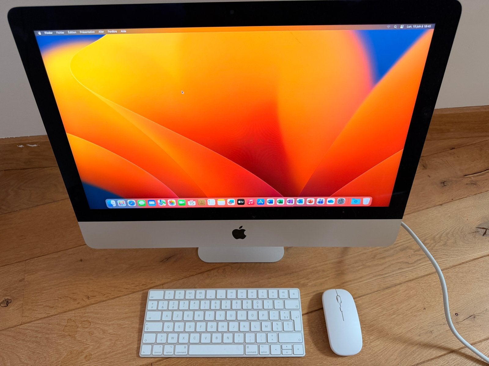 Apple iMac 21.5 2017 Intel I5 - 8Go - 1To - AMD Radeon Pro, Computers en Software, Apple Desktops, Ophalen, Gebruikt, HDD en SSD