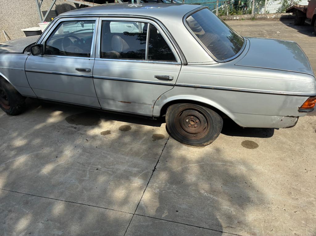 W123 300d ter restauratie, Autos, Particulier, Achat