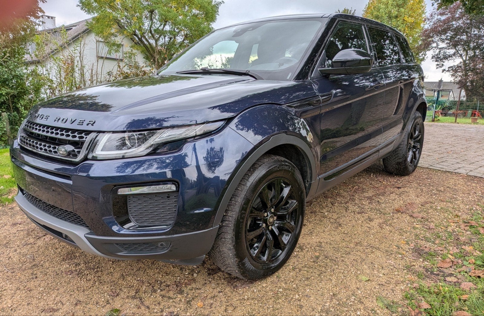 land rover evoque benzine 250PK 4WD black edition  business, Auto's, Automaat, Blauw, Leder, Verwarmde buitenspiegels