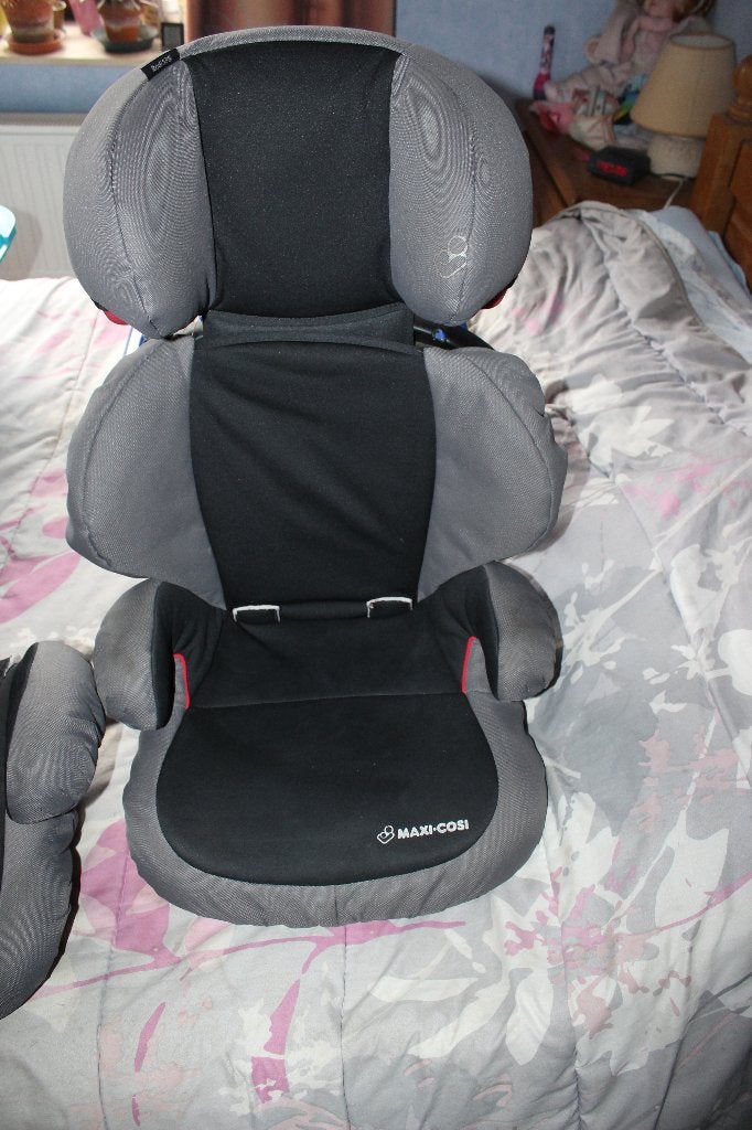 rehausseurs enfant voiture, Enfants & Bébés, Chaises pour enfants, Enlèvement, Utilisé