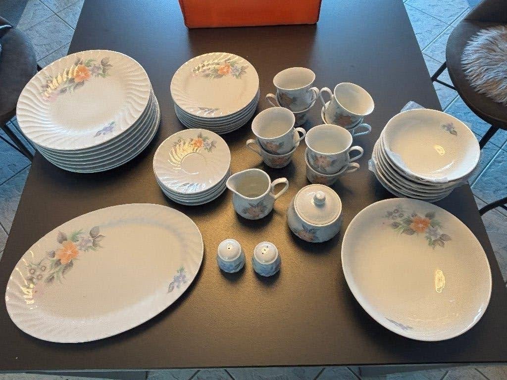 Servies 8 personen, Huis en Inrichting, Keuken | Servies, Ophalen, Gebruikt, Overige merken, Klassiek