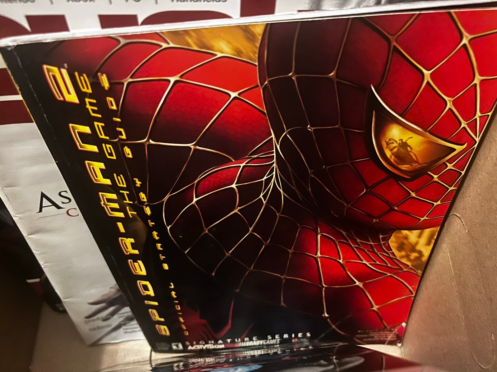 Spider-man 2, Ultimate SM, Tomb Raider Legend Strategy Guide, Enlèvement, Comme neuf
