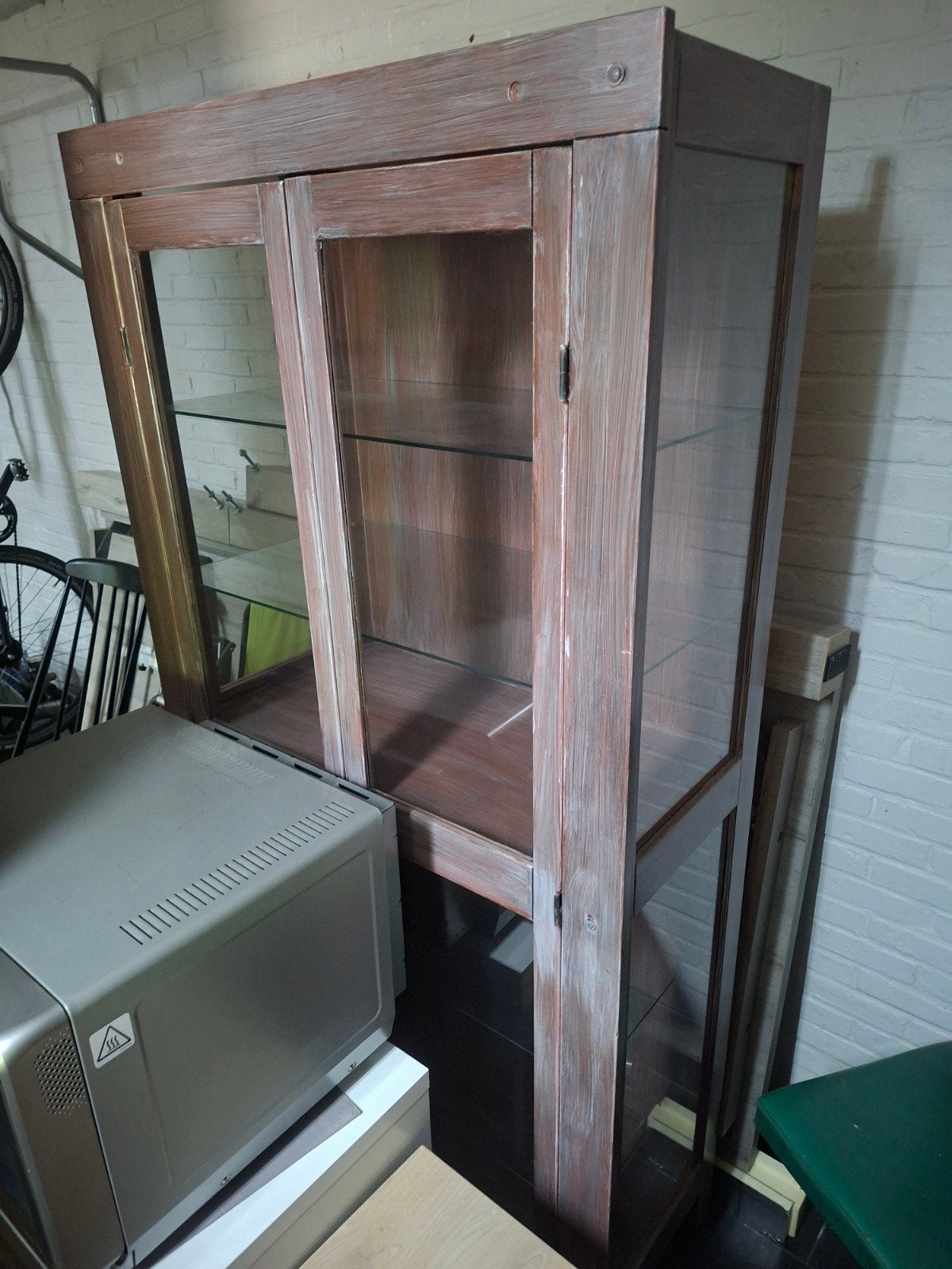 Vitrine Kast Hout, Huis en Inrichting, Kasten | Vitrinekasten, Ophalen, 150 tot 200 cm, 25 tot 50 cm, Gebruikt