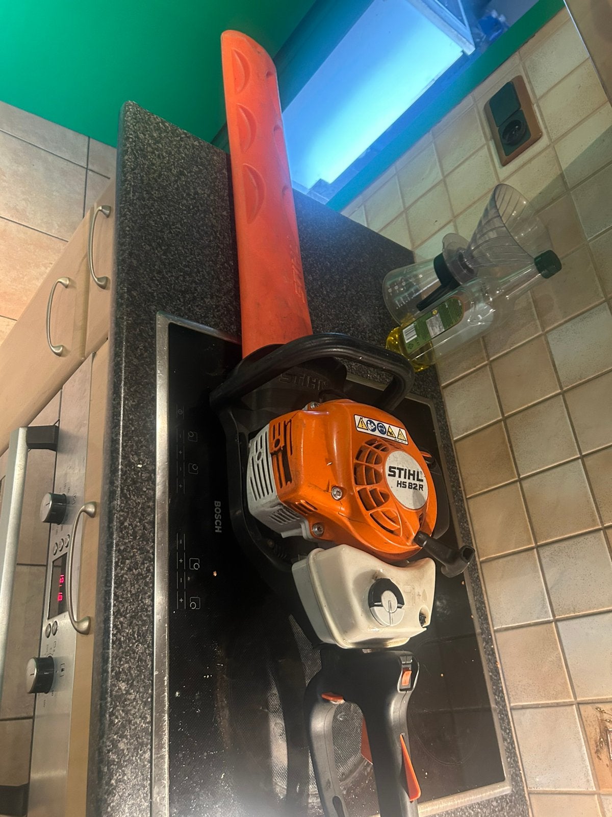 Heggenschaaren op benzine . Stihl HS82R / echo, Verzenden, Zo goed als nieuw