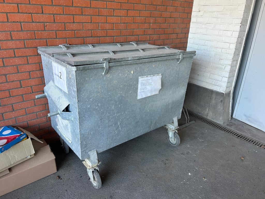400liter metalen verzinkte container, Ophalen